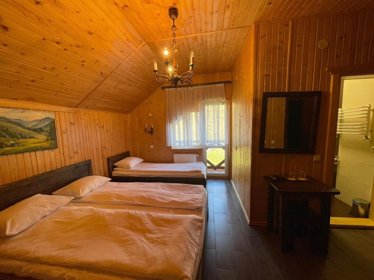 Villas By Vysche Neba Palyanytsya Bagian luar foto