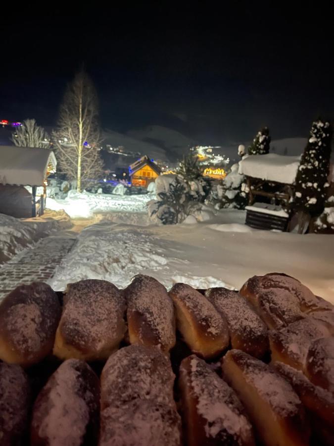 Villas By Vysche Neba Palyanytsya Bagian luar foto