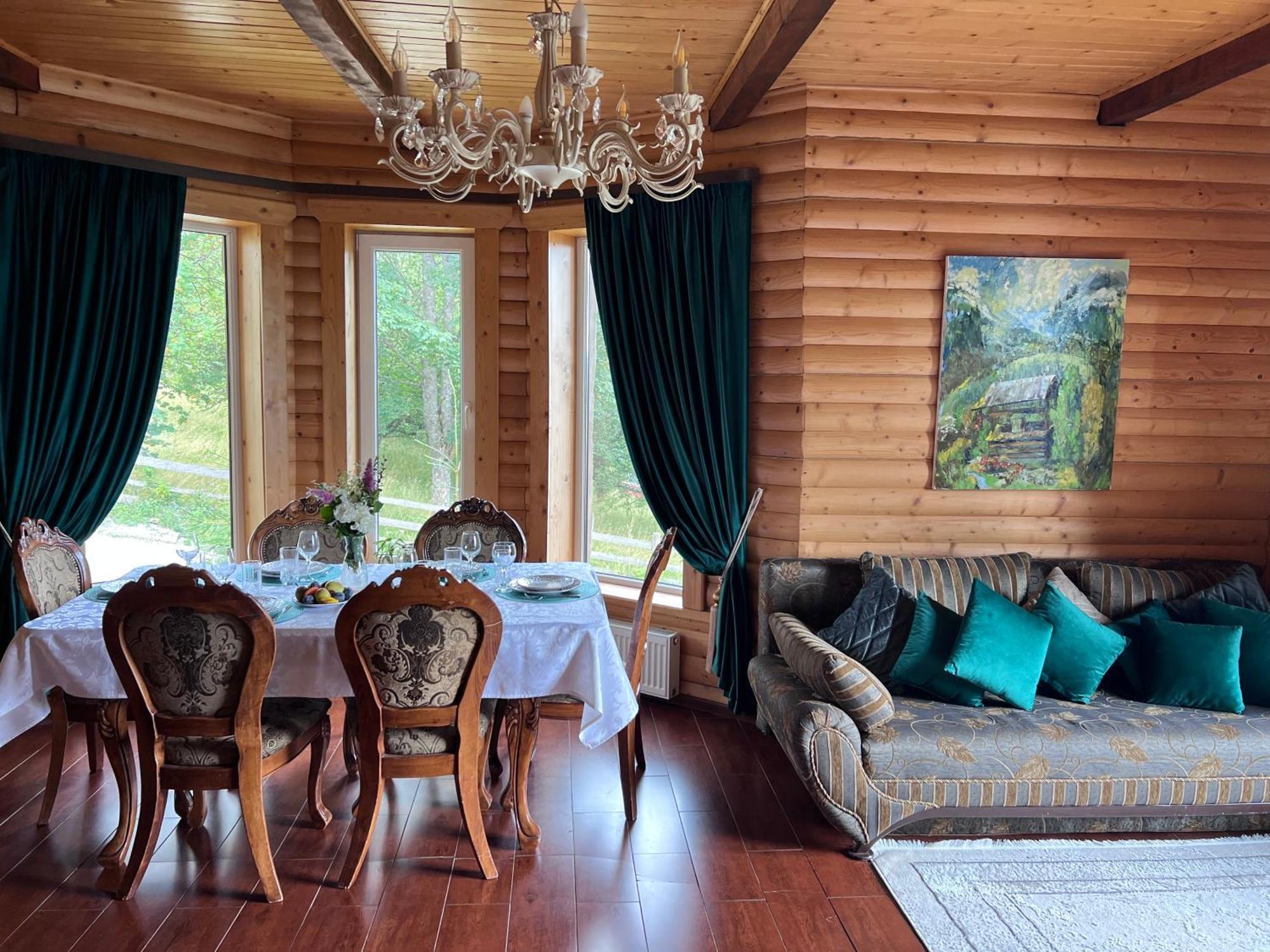 Villas By Vysche Neba Palyanytsya Bagian luar foto